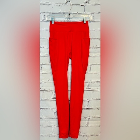 Gymshark Pull On Booty Scrunch Leggings! - Size Small - Picture 1 of 5